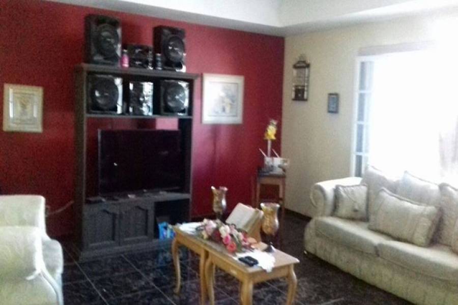Chihuahua,Chihuahua,México,3 Habitaciones Habitaciones,3 BañosBaños,Casas,2,2898