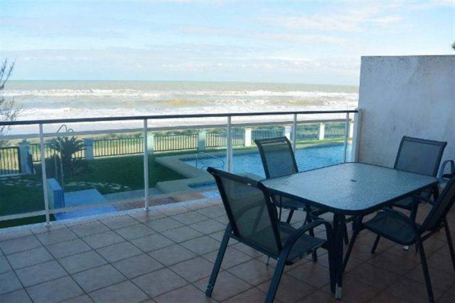 Dénia,Alicante,España,3 Bedrooms Bedrooms,2 BathroomsBathrooms,Apartamentos,21048