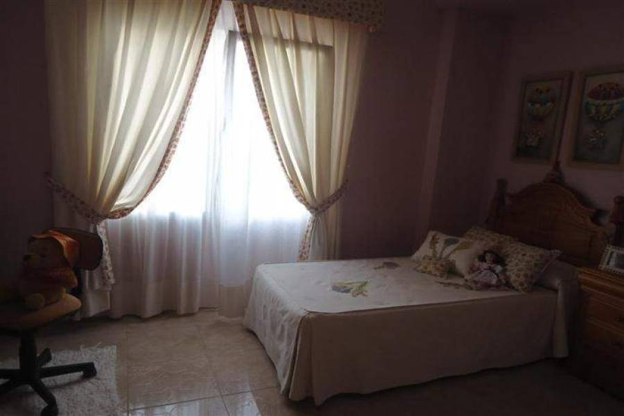 Dénia,Alicante,España,3 Bedrooms Bedrooms,2 BathroomsBathrooms,Apartamentos,21057