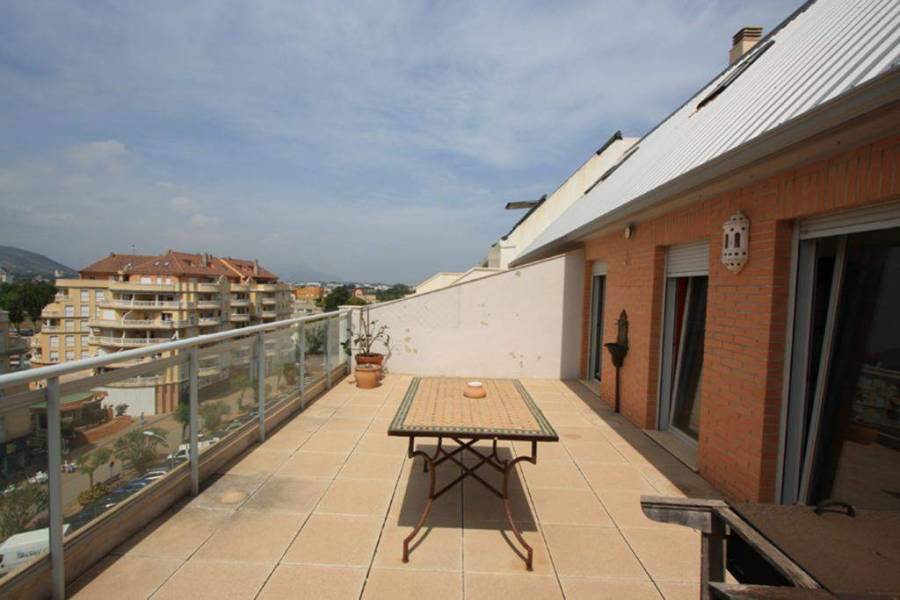 Dénia,Alicante,España,4 Bedrooms Bedrooms,2 BathroomsBathrooms,Apartamentos,21109