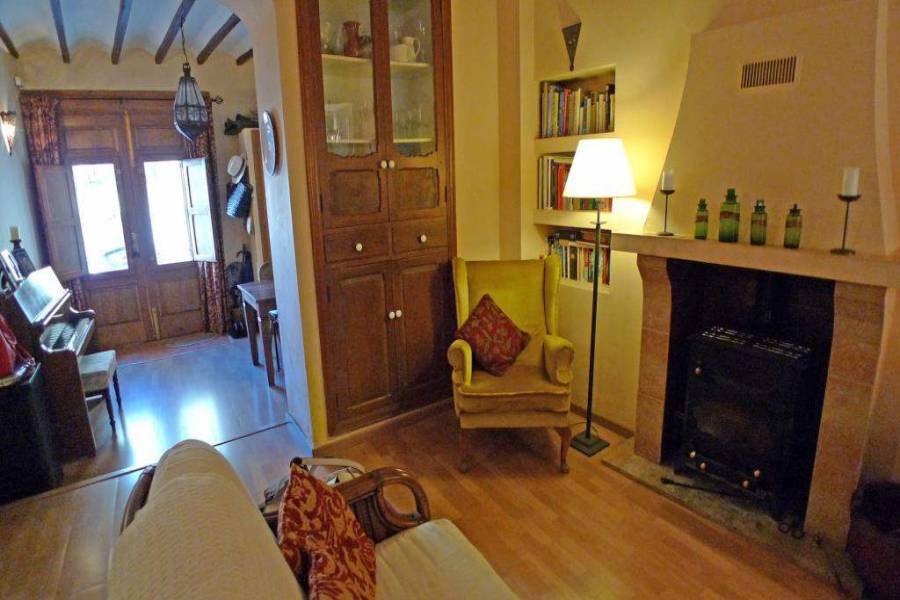 Castell de Castells,Alicante,España,2 Bedrooms Bedrooms,1 BañoBathrooms,Casas de pueblo,21125