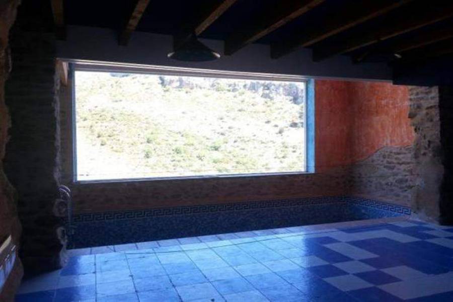 Vall de Gallinera,Alicante,España,5 Bedrooms Bedrooms,2 BathroomsBathrooms,Casas de pueblo,21132