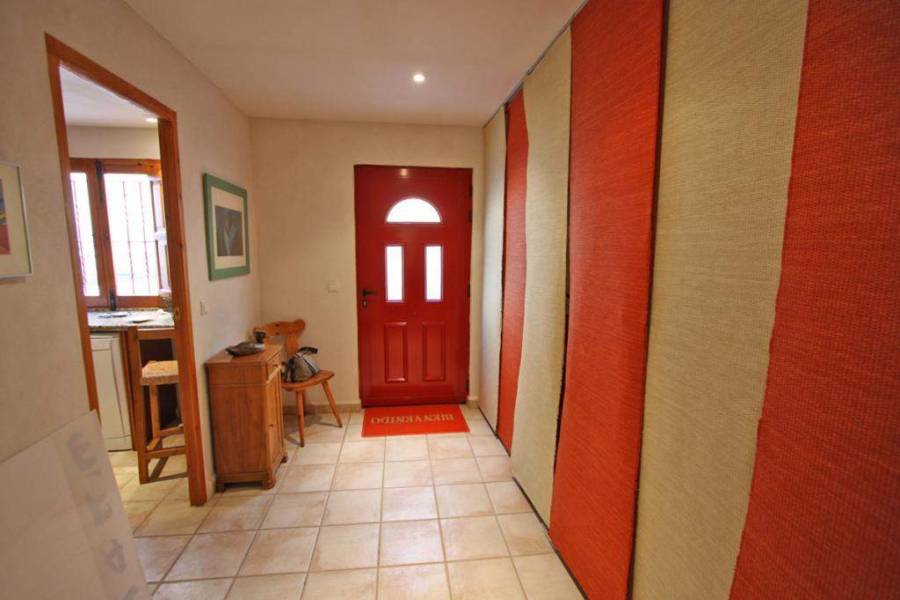Benidoleig, Alicante, España, 3 Bedrooms Bedrooms, ,2 BathroomsBathrooms,Casas de pueblo,Venta,21152