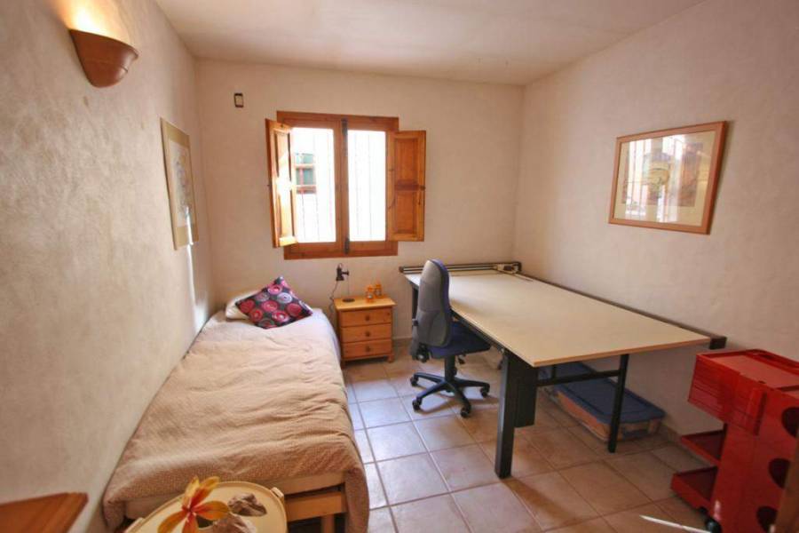 Benidoleig, Alicante, España, 3 Bedrooms Bedrooms, ,2 BathroomsBathrooms,Casas de pueblo,Venta,21152