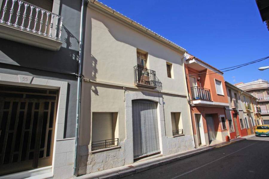 Pedreguer,Alicante,España,4 Bedrooms Bedrooms,1 BañoBathrooms,Casas de pueblo,21217