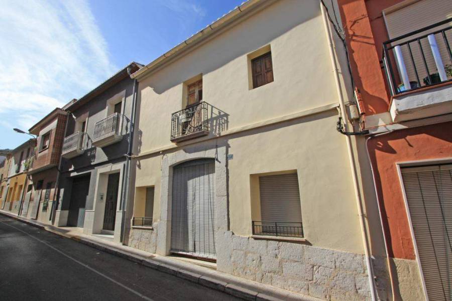 Pedreguer,Alicante,España,4 Bedrooms Bedrooms,1 BañoBathrooms,Casas de pueblo,21217