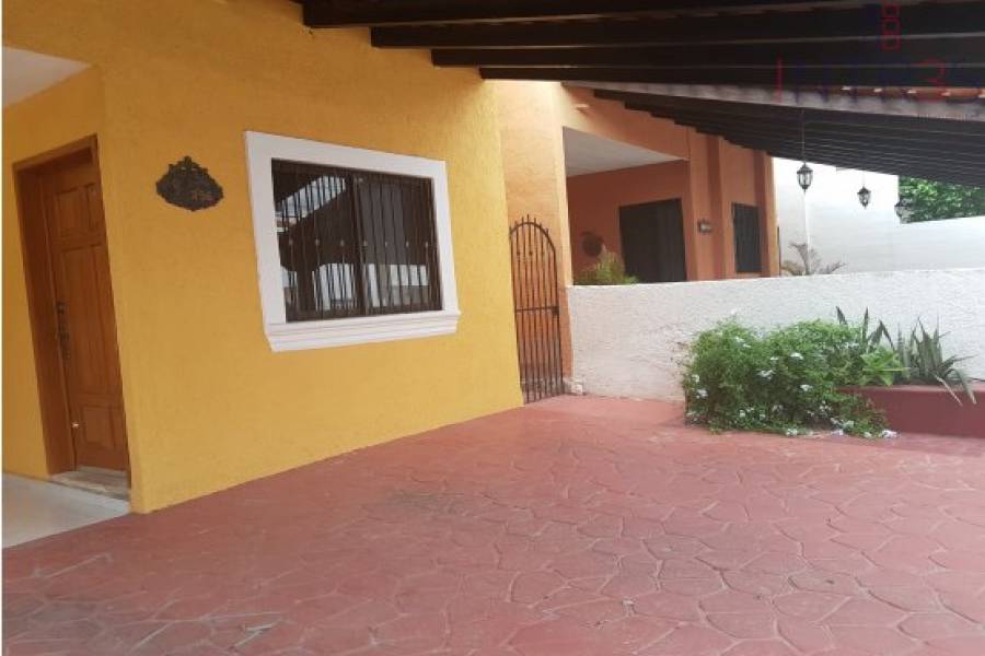 Mérida,Yucatán,México,3 Habitaciones Habitaciones,2 BañosBaños,Casas,2923