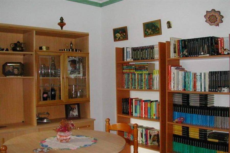 Pedreguer,Alicante,España,4 Bedrooms Bedrooms,2 BathroomsBathrooms,Apartamentos,21240