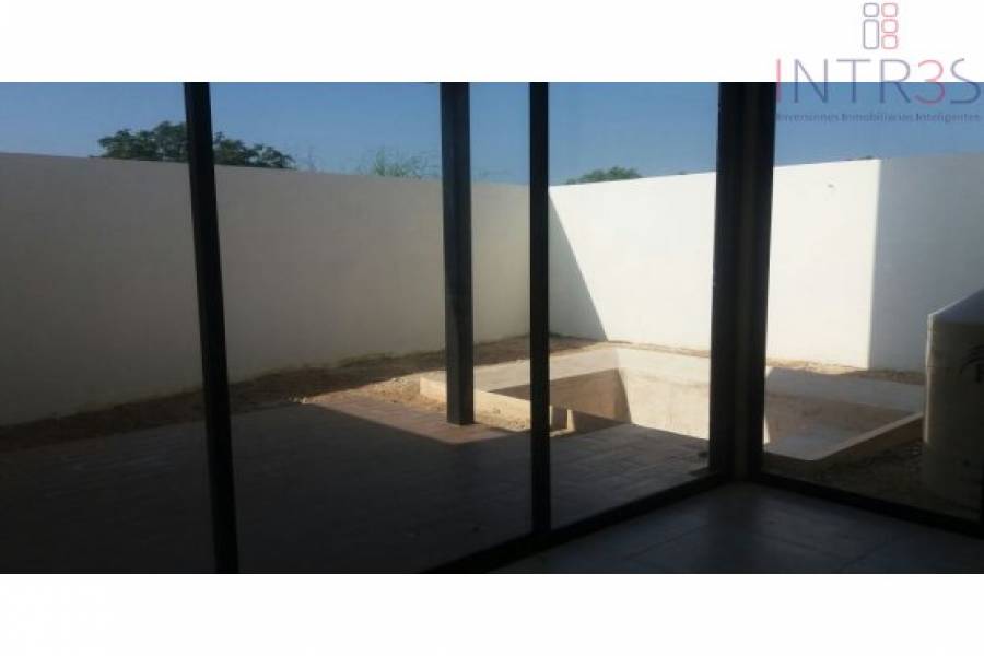 Mérida,Yucatán,México,3 Habitaciones Habitaciones,4 BañosBaños,Casas,2925