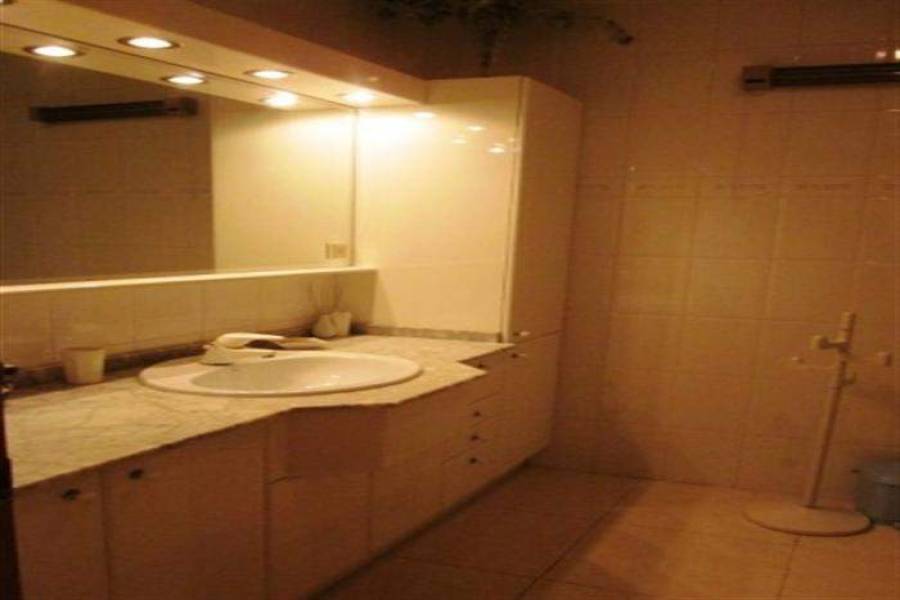 Dénia,Alicante,España,4 Bedrooms Bedrooms,2 BathroomsBathrooms,Apartamentos,21249