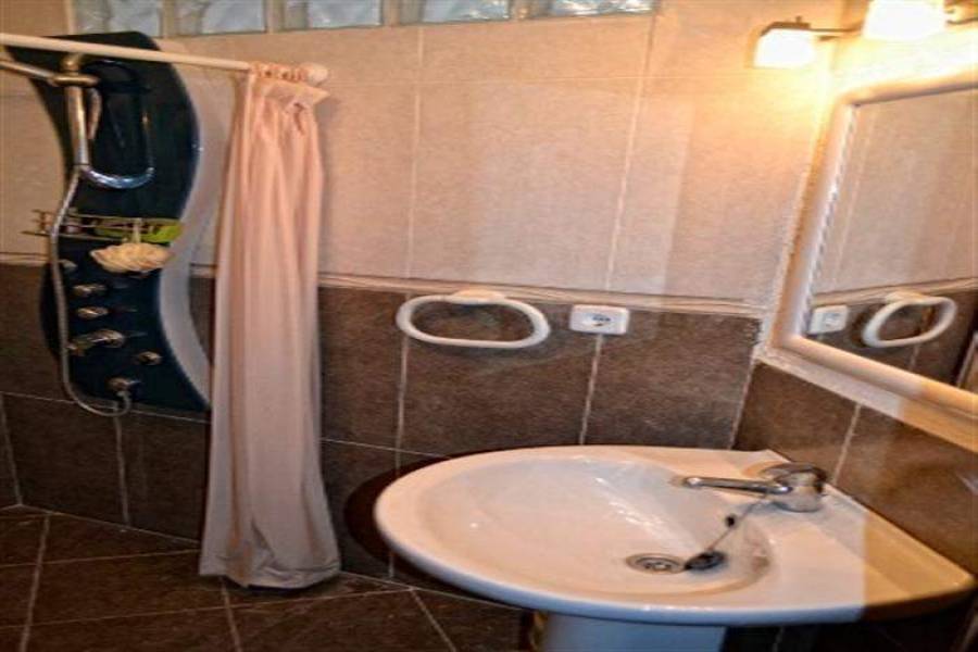 Pedreguer,Alicante,España,4 Bedrooms Bedrooms,3 BathroomsBathrooms,Casas de pueblo,21250