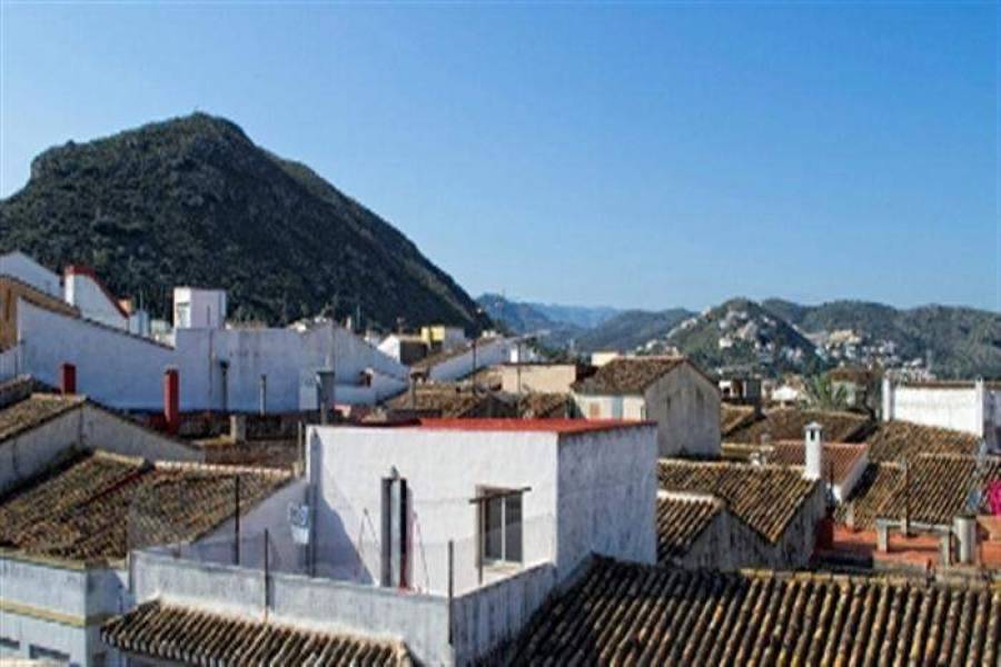 Pedreguer,Alicante,España,4 Bedrooms Bedrooms,3 BathroomsBathrooms,Casas de pueblo,21250
