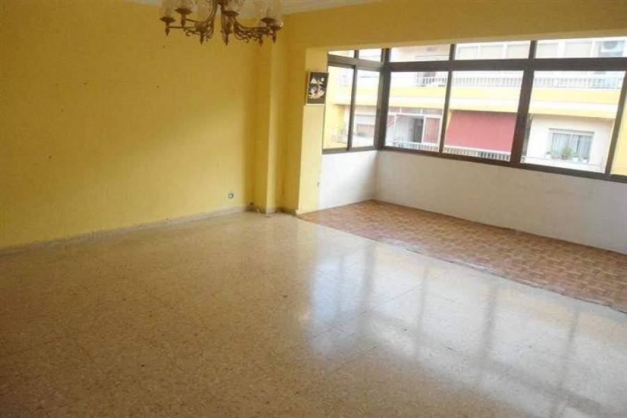 Dénia,Alicante,España,3 Bedrooms Bedrooms,2 BathroomsBathrooms,Apartamentos,21320