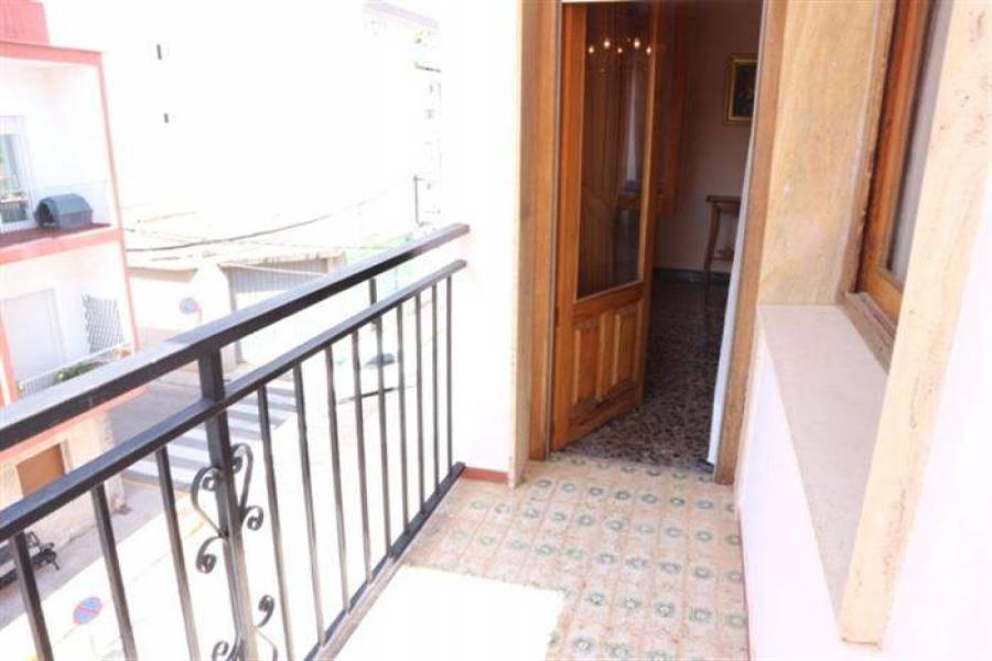 Dénia,Alicante,España,5 Bedrooms Bedrooms,2 BathroomsBathrooms,Apartamentos,21352