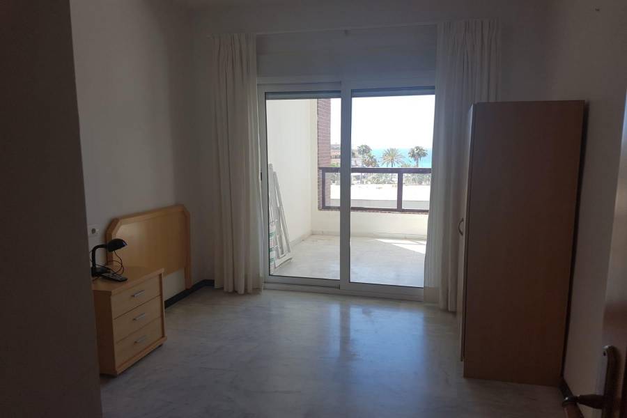 Benidorm,Alicante,España,2 Bedrooms Bedrooms,2 BathroomsBathrooms,Adosada,21548