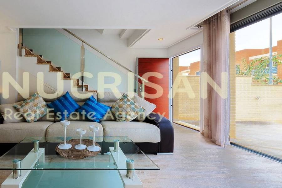 Pilar de la Horadada,Alicante,España,3 Bedrooms Bedrooms,2 BathroomsBathrooms,Dúplex,21605