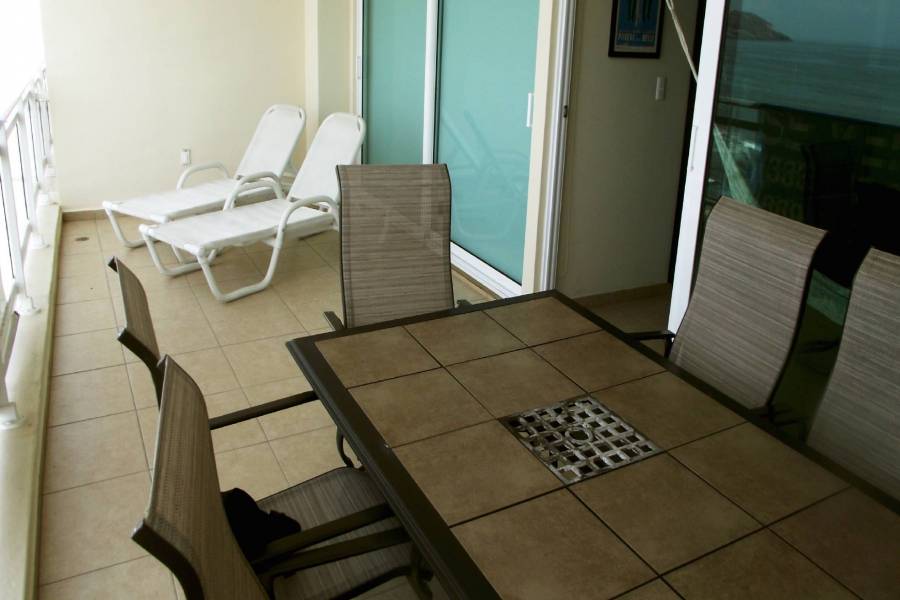 Mazatlán,Sinaloa,México,2 Habitaciones Habitaciones,2 BañosBaños,Apartamentos,Paradise Bay Grand,Av. del Mar,5,2958