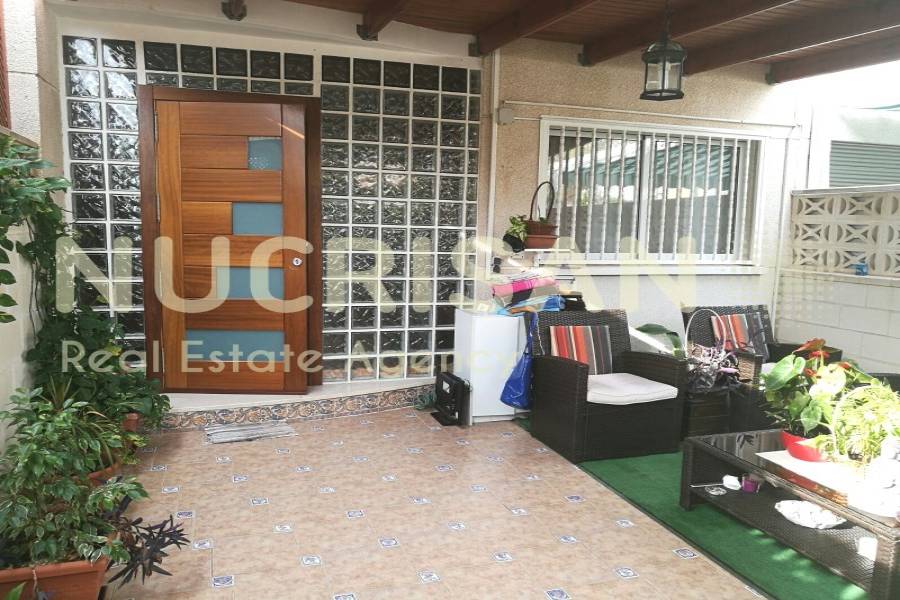 San Vicente del Raspeig,Alicante,España,3 Bedrooms Bedrooms,2 BathroomsBathrooms,Dúplex,21620