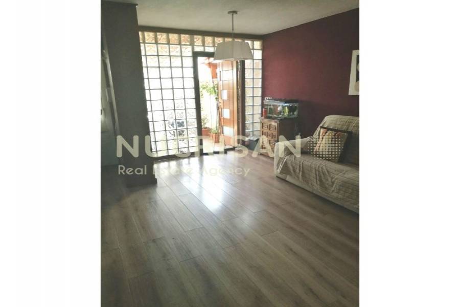 San Vicente del Raspeig,Alicante,España,3 Bedrooms Bedrooms,2 BathroomsBathrooms,Dúplex,21620