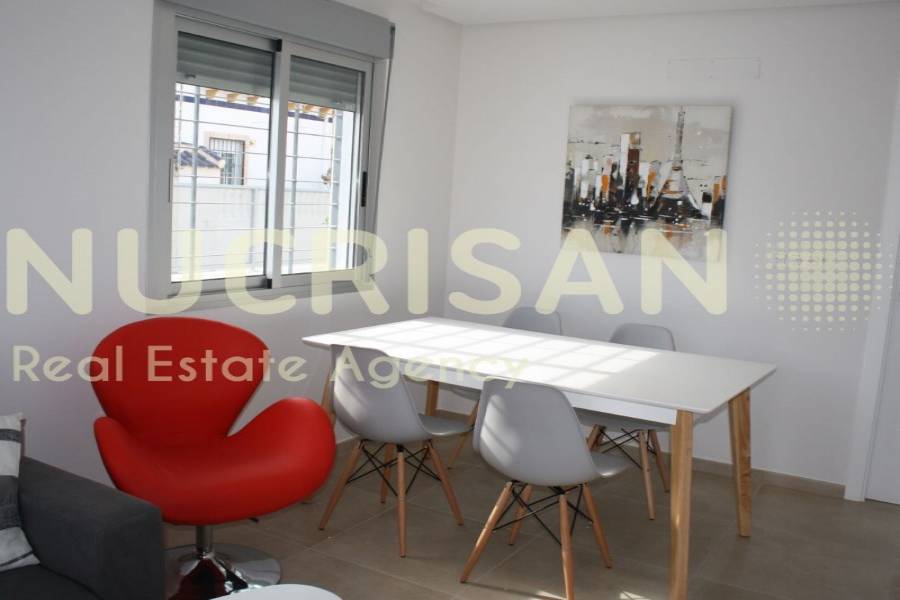 Orihuela,Alicante,España,2 Bedrooms Bedrooms,2 BathroomsBathrooms,Bungalow,21628