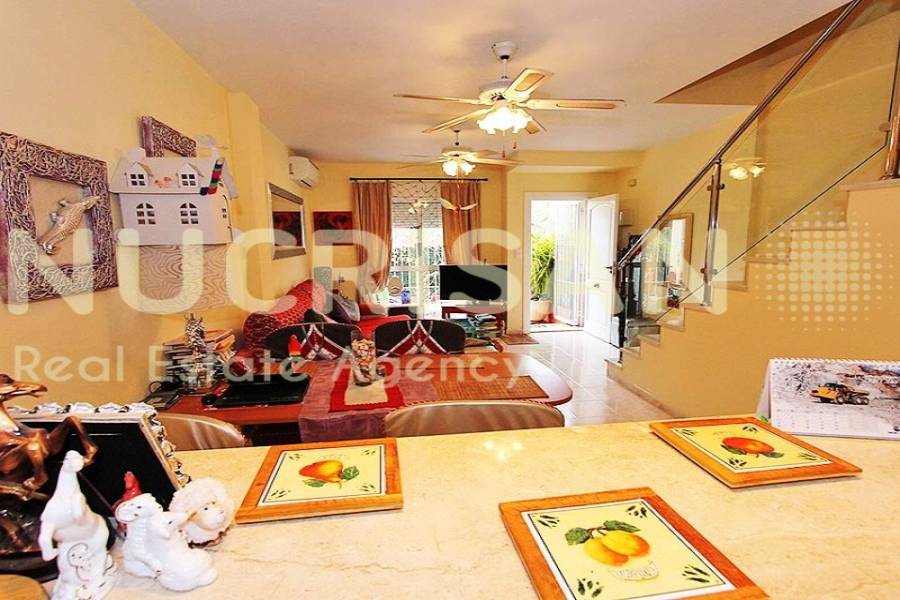 Orihuela,Alicante,España,4 Bedrooms Bedrooms,2 BathroomsBathrooms,Bungalow,21631