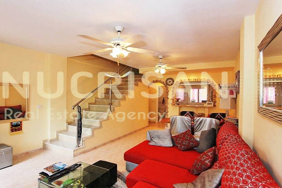 Orihuela,Alicante,España,4 Bedrooms Bedrooms,2 BathroomsBathrooms,Bungalow,21631