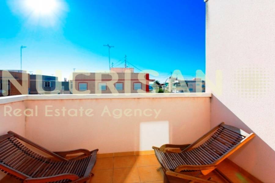 Santa Pola,Alicante,España,3 Bedrooms Bedrooms,2 BathroomsBathrooms,Bungalow,21637