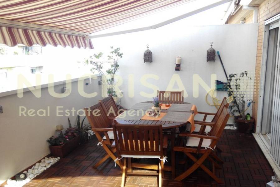 Alicante,Alicante,España,3 Bedrooms Bedrooms,2 BathroomsBathrooms,Atico,21647