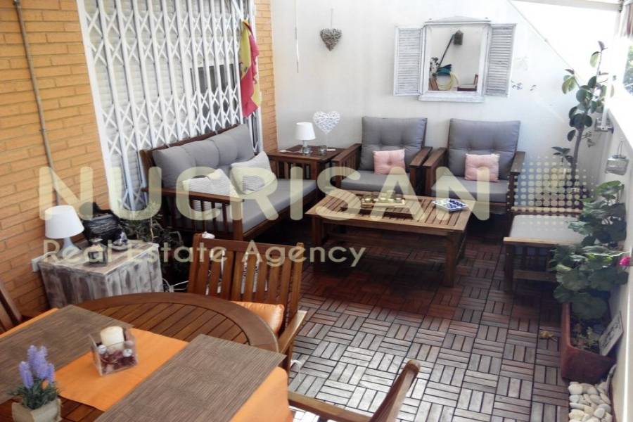 Alicante,Alicante,España,3 Bedrooms Bedrooms,2 BathroomsBathrooms,Atico,21647