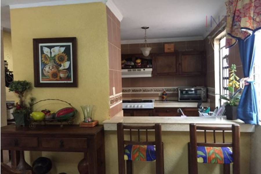 Mérida,Yucatán,México,3 Habitaciones Habitaciones,2 BañosBaños,Casas,SAN LUIS CHUBURNA,2965