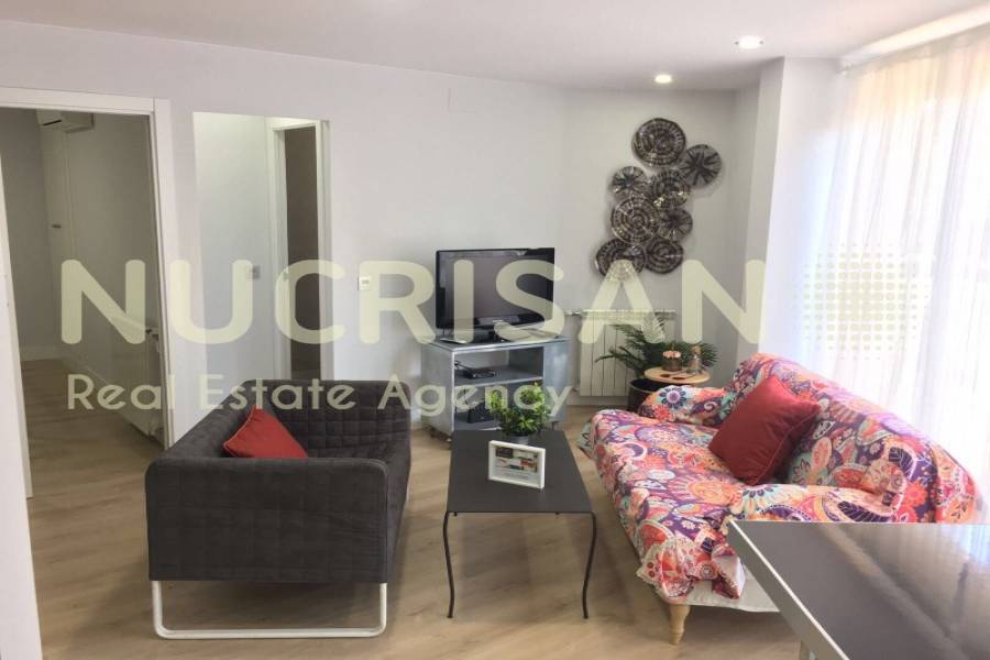 Alicante,Alicante,España,4 Bedrooms Bedrooms,3 BathroomsBathrooms,Atico,21686