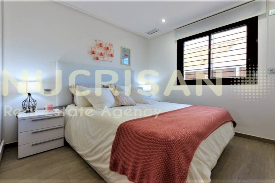 Torrevieja,Alicante,España,3 Bedrooms Bedrooms,2 BathroomsBathrooms,Dúplex,21718