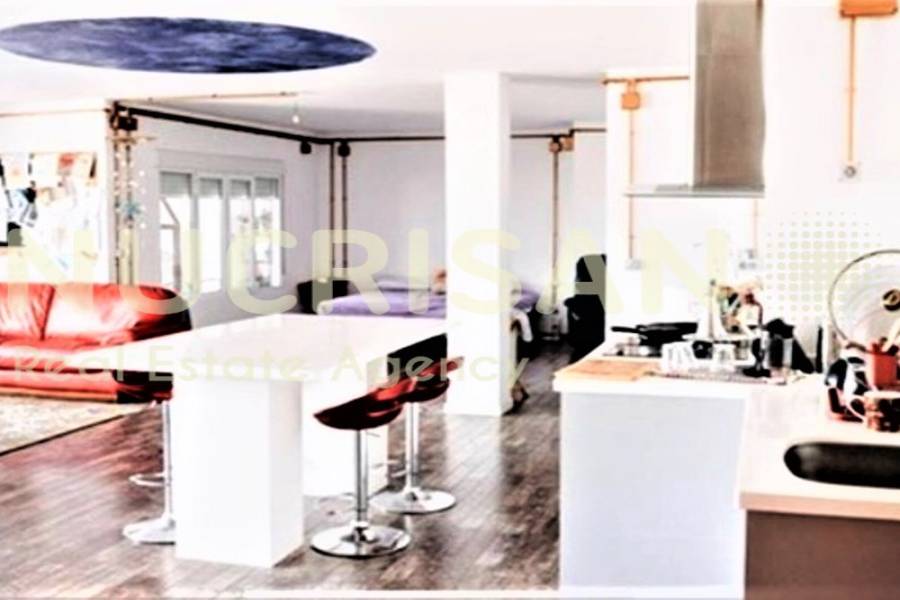 Alicante,Alicante,España,3 Bedrooms Bedrooms,1 BañoBathrooms,Atico,21720