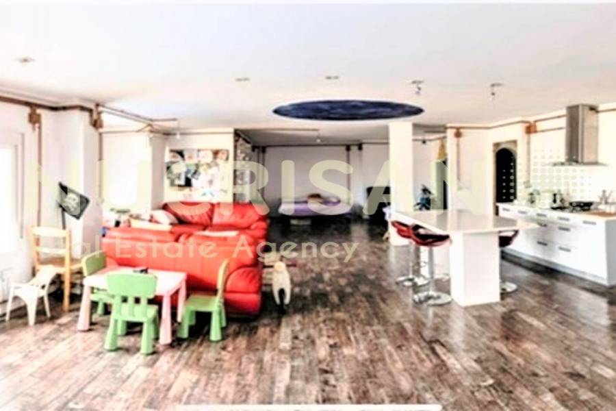 Alicante,Alicante,España,3 Bedrooms Bedrooms,1 BañoBathrooms,Atico,21720