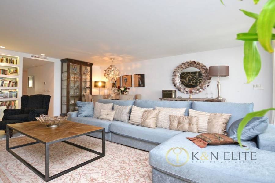 Alicante,Alicante,España,3 Bedrooms Bedrooms,3 BathroomsBathrooms,Bungalow,21725