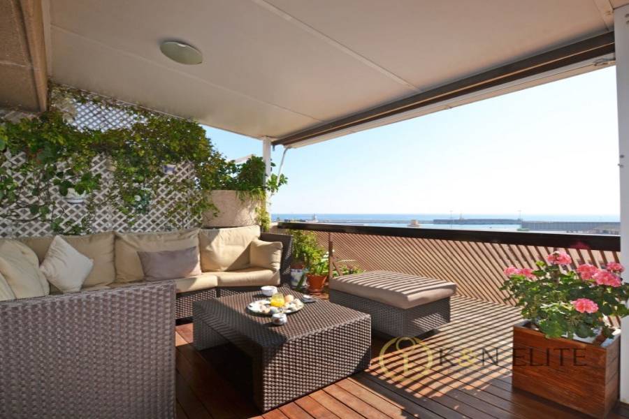 Alicante,Alicante,España,3 Bedrooms Bedrooms,2 BathroomsBathrooms,Atico,21732
