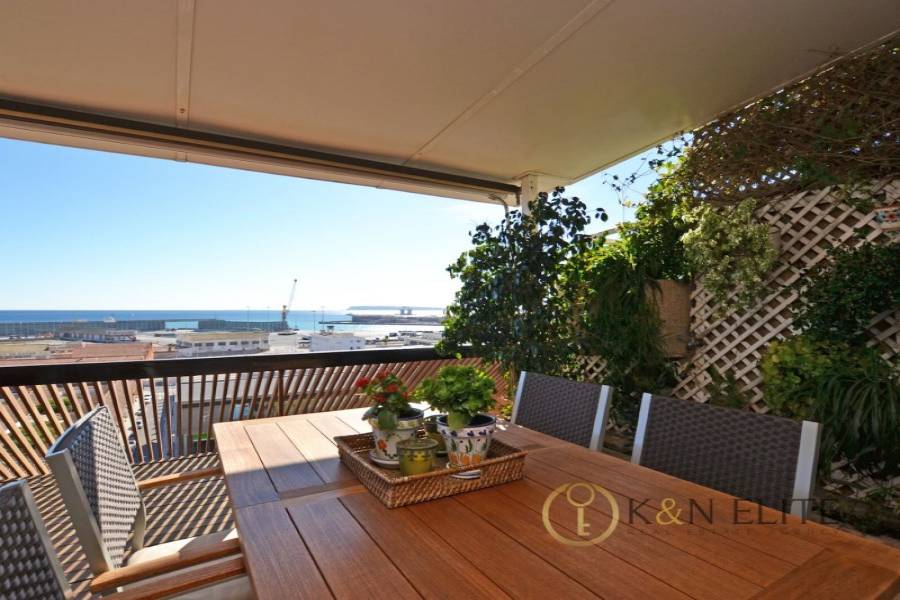 Alicante,Alicante,España,3 Bedrooms Bedrooms,2 BathroomsBathrooms,Atico,21732