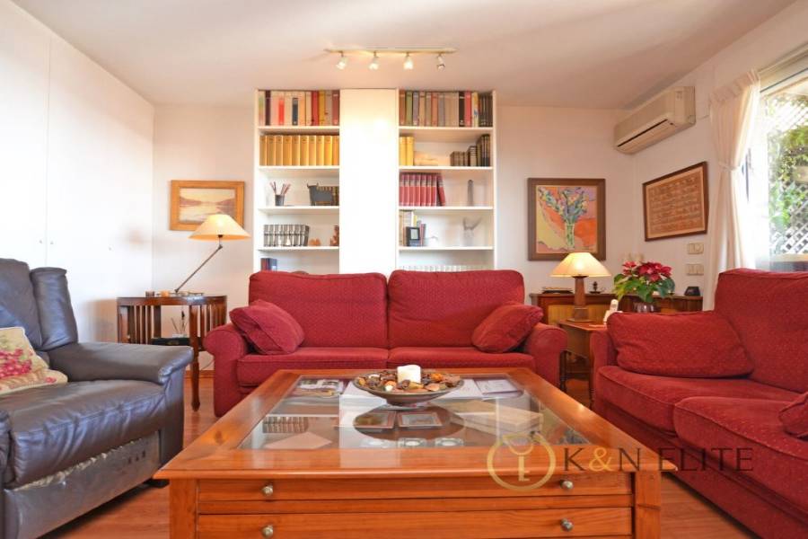 Alicante,Alicante,España,3 Bedrooms Bedrooms,2 BathroomsBathrooms,Atico,21732