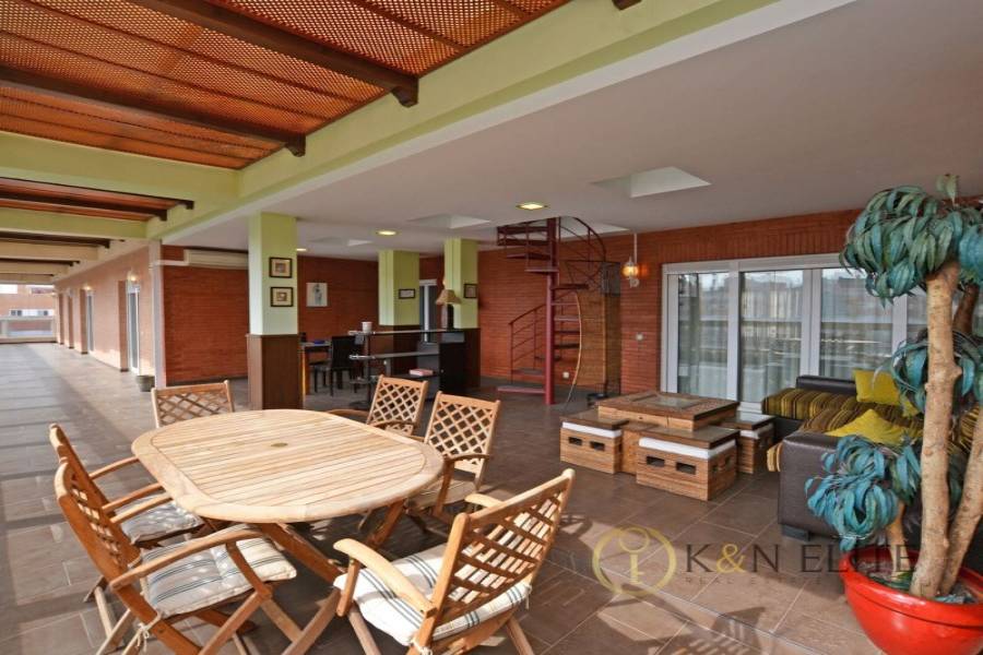 Alicante,Alicante,España,5 Bedrooms Bedrooms,3 BathroomsBathrooms,Atico,21733