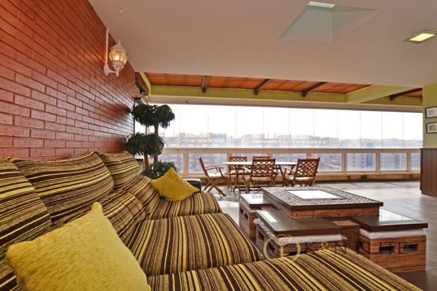 Alicante,Alicante,España,5 Bedrooms Bedrooms,3 BathroomsBathrooms,Atico,21733