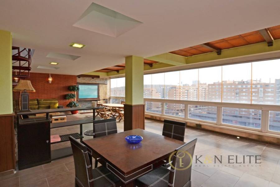 Alicante,Alicante,España,5 Bedrooms Bedrooms,3 BathroomsBathrooms,Atico,21733