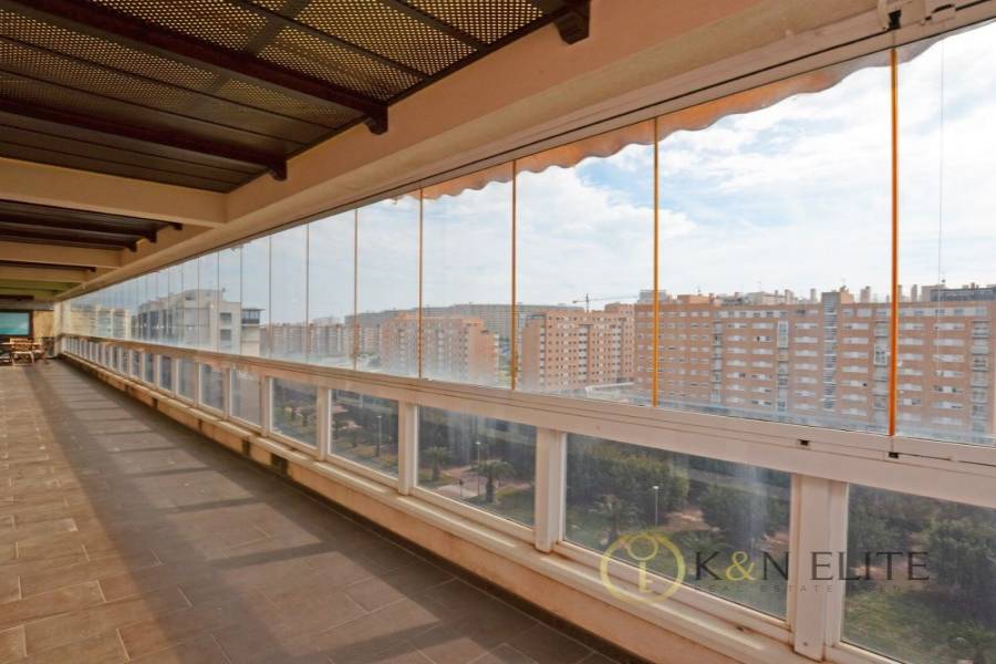 Alicante,Alicante,España,5 Bedrooms Bedrooms,3 BathroomsBathrooms,Atico,21733