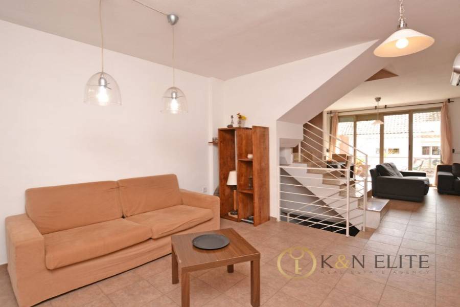 Alicante,Alicante,España,3 Bedrooms Bedrooms,3 BathroomsBathrooms,Bungalow,21734