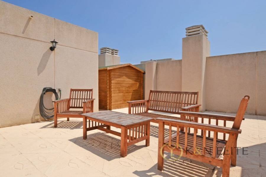 Alicante,Alicante,España,2 Bedrooms Bedrooms,2 BathroomsBathrooms,Atico,21738