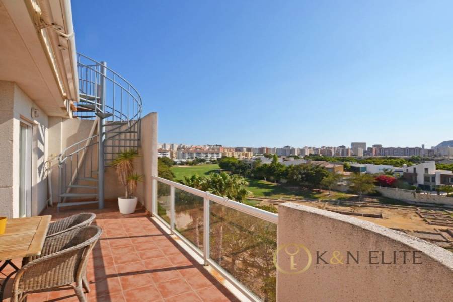 Alicante,Alicante,España,2 Bedrooms Bedrooms,2 BathroomsBathrooms,Atico,21742