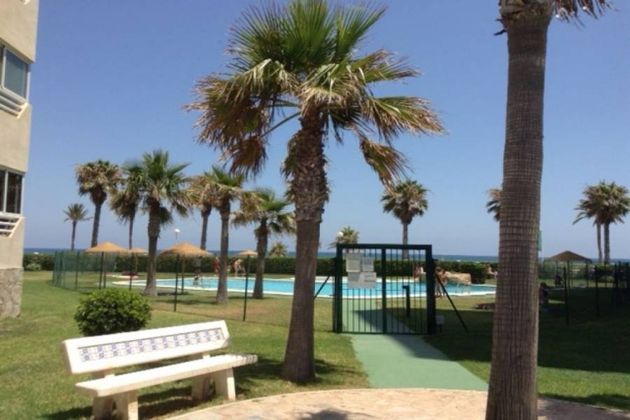 Alicante,Alicante,España,2 Bedrooms Bedrooms,2 BathroomsBathrooms,Apartamentos,21772