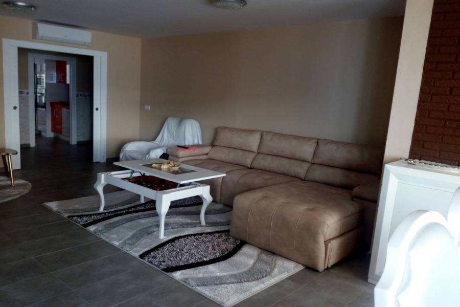 Alicante,Alicante,España,3 Bedrooms Bedrooms,2 BathroomsBathrooms,Apartamentos,21776