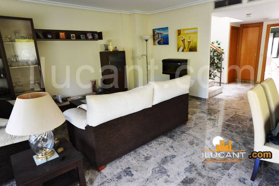 Mutxamel,Alicante,España,4 Bedrooms Bedrooms,3 BathroomsBathrooms,Bungalow,21785