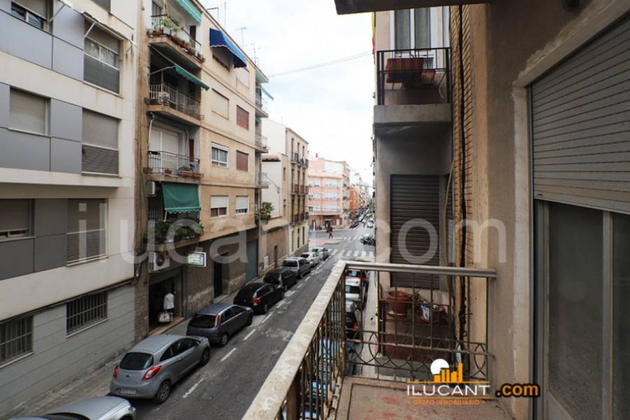 Alicante,Alicante,España,9 Bedrooms Bedrooms,Edificio,21804