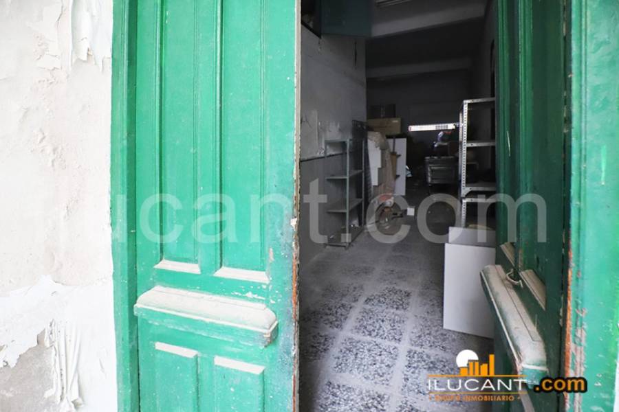 Alicante,Alicante,España,9 Bedrooms Bedrooms,Edificio,21804